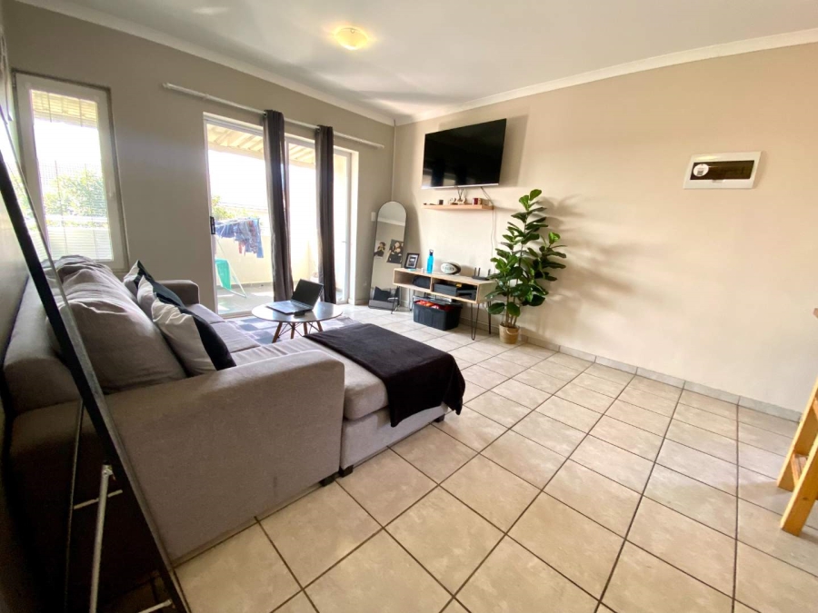 2 Bedroom Property for Sale in Klein Drakenstein Western Cape